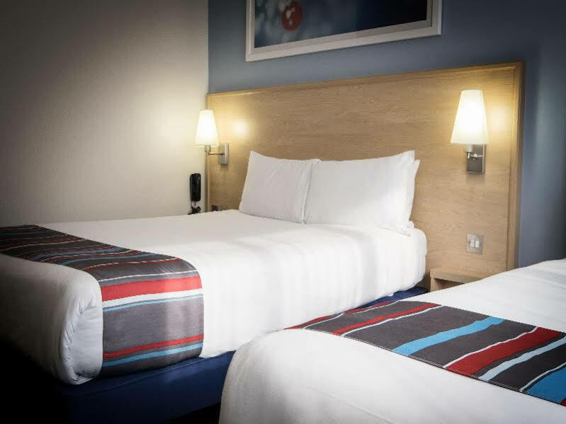 Travelodge Dublin Airport North 'Swords' Ngoại thất bức ảnh